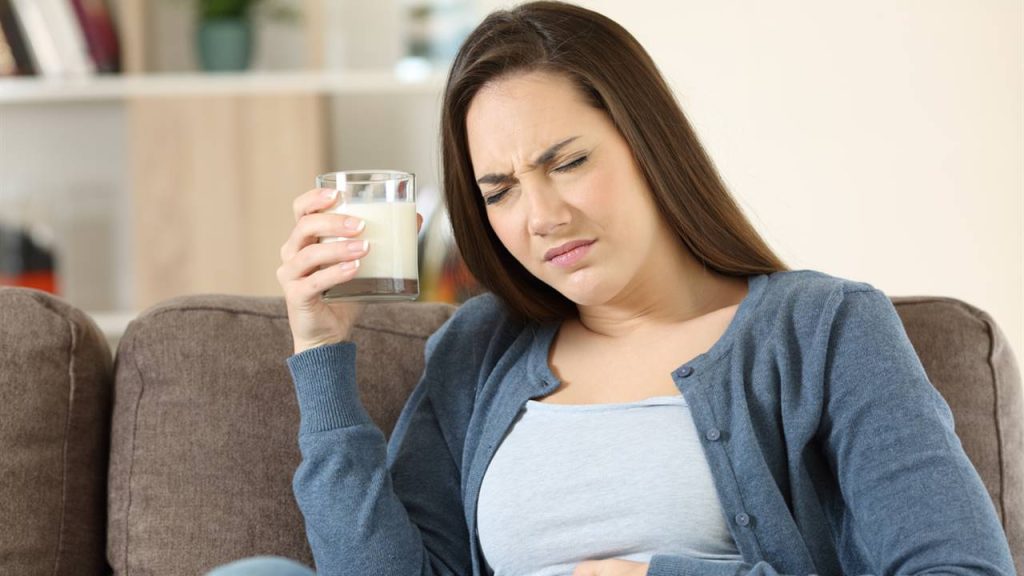 Is it bad to drink milk The reasons why many people feel bad