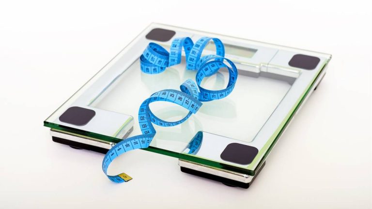 Losing weight successfully what role carbohydrates, fats and sugars really play